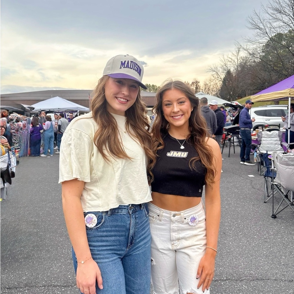 Meet your Posher, Elodie